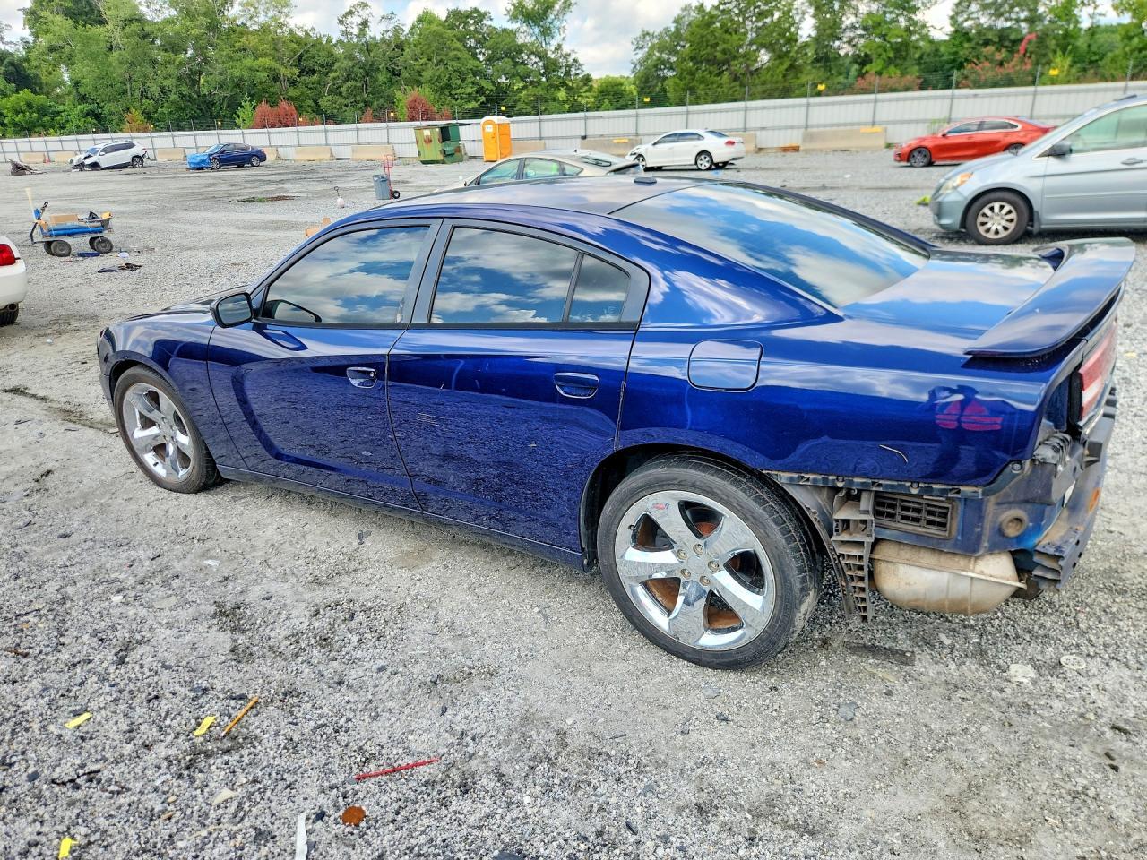 2014 Dodge Charger Sxt - zdjęcie 2
