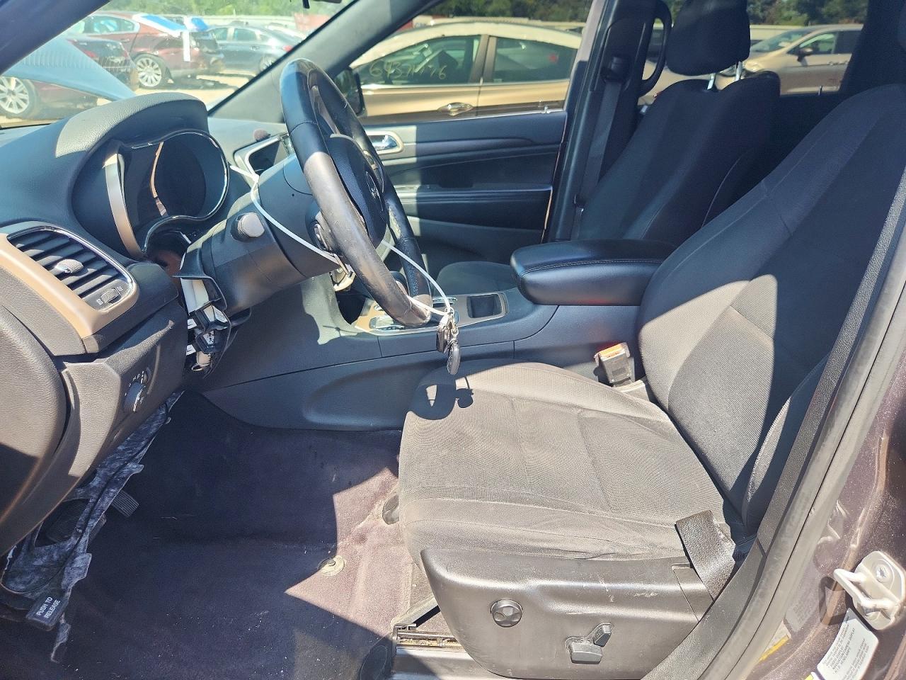 2016 Jeep Grand Cherokee Laredo - zdjęcie 7