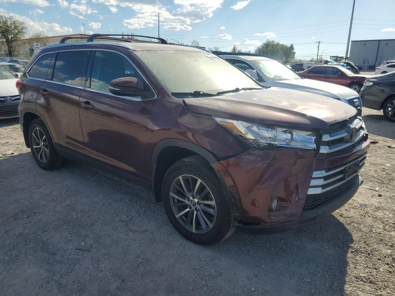 2019 Toyota Highlander Xle - zdjęcie 4