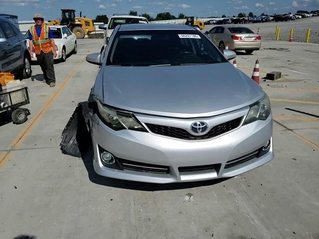 2013 Toyota Camry Se - zdjęcie 13