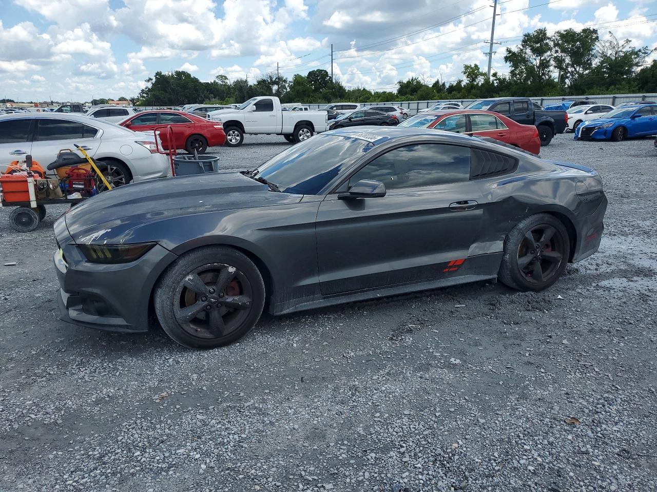 2017 Ford Mustang - zdjęcie główne