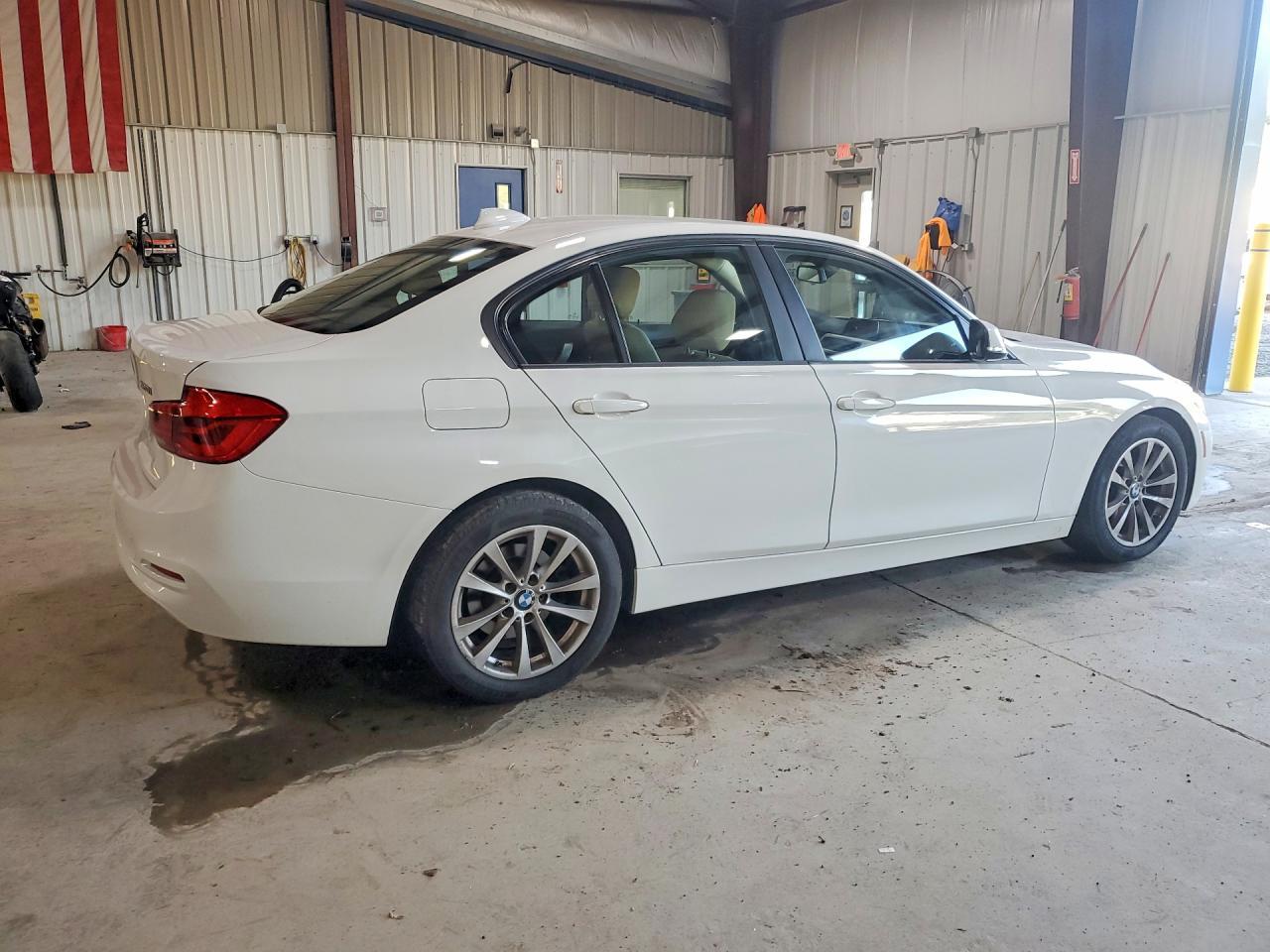 2018 BMW Seria 3 320i - zdjęcie 3
