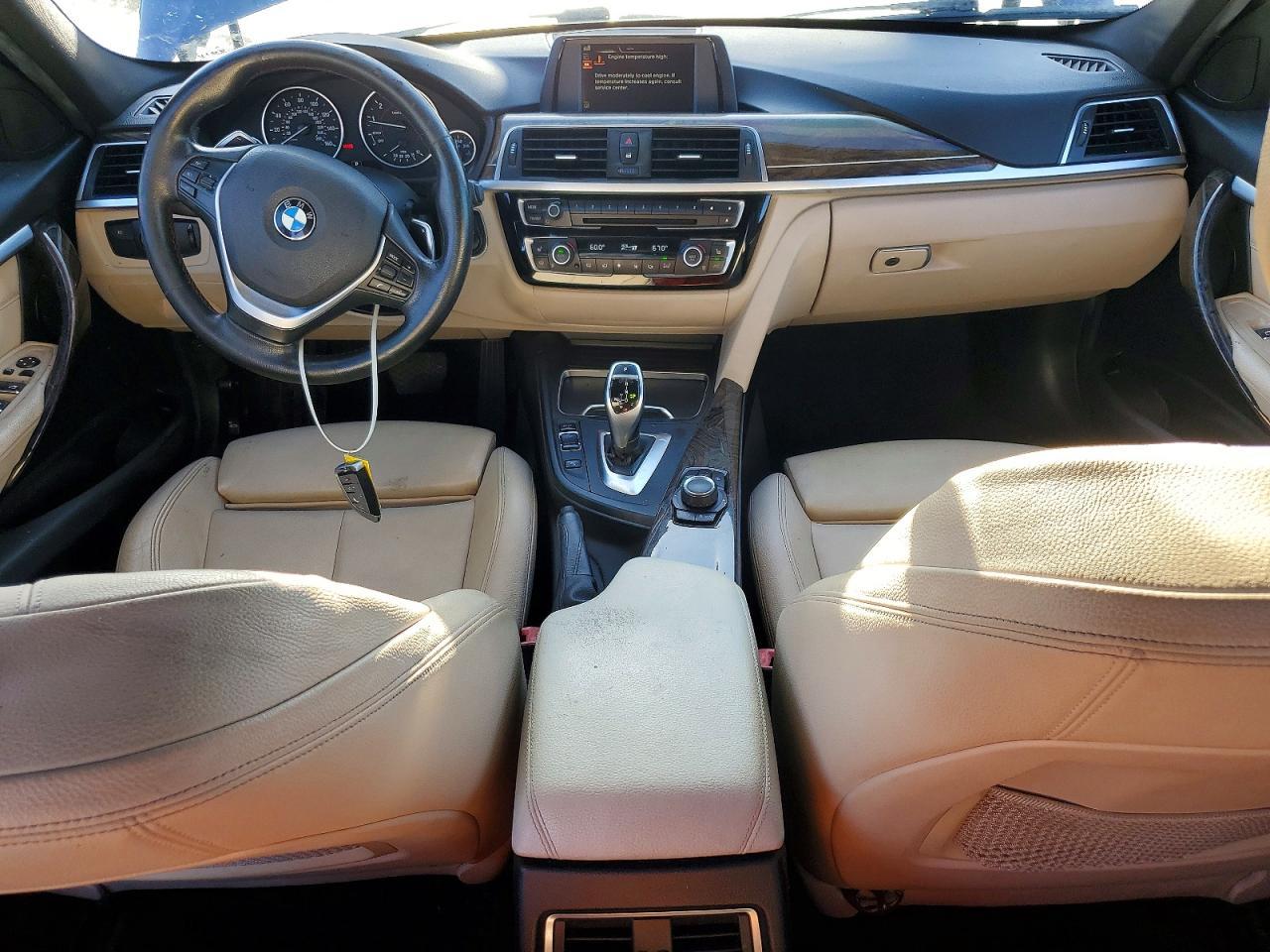 2017 BMW 330 Xi - zdjęcie 8