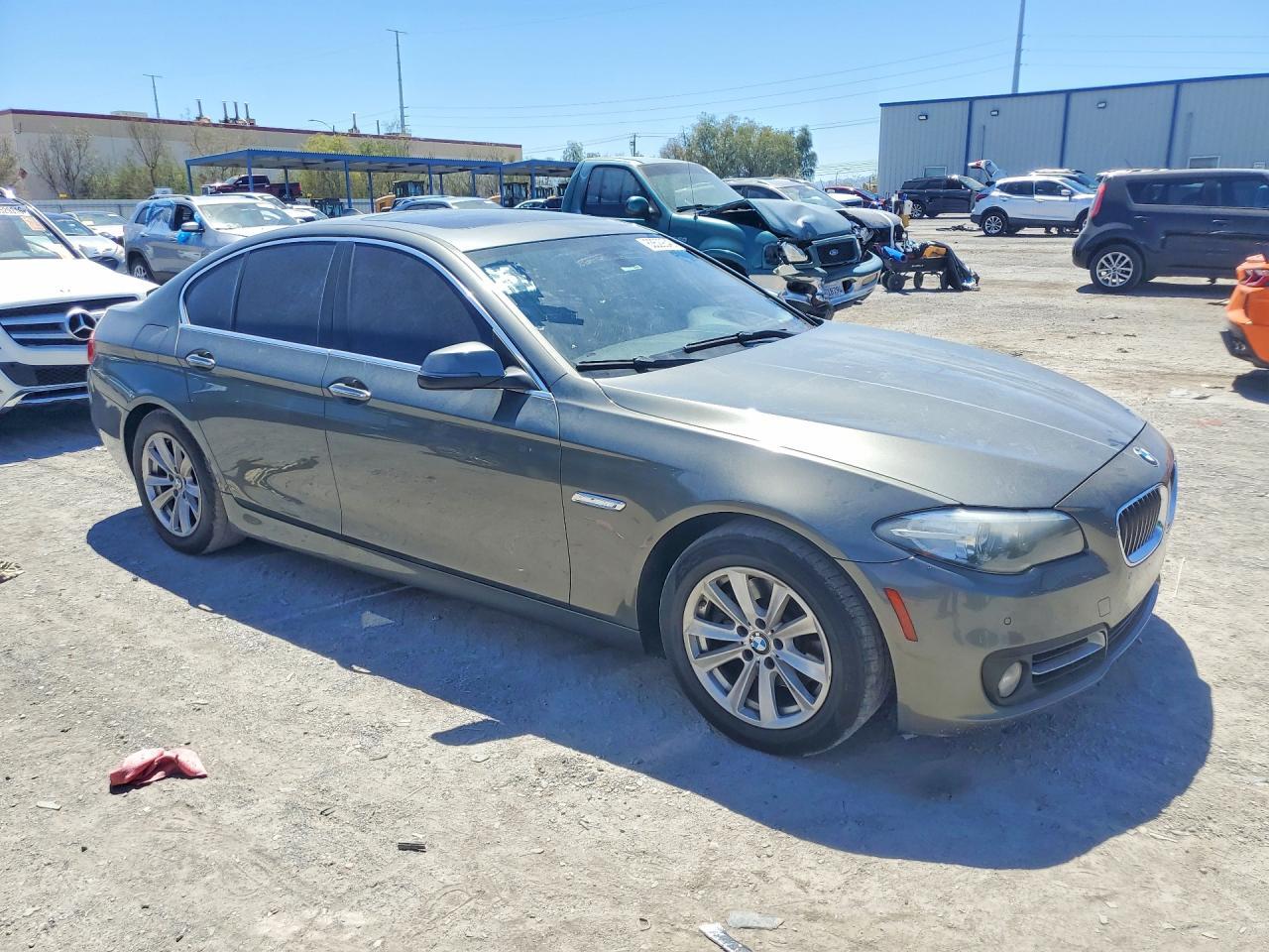 2015 BMW 528 I - zdjęcie 4