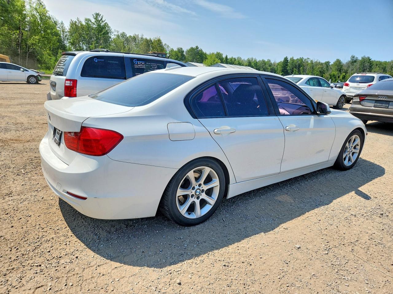 2014 BMW 320 I xDrive - zdjęcie 3
