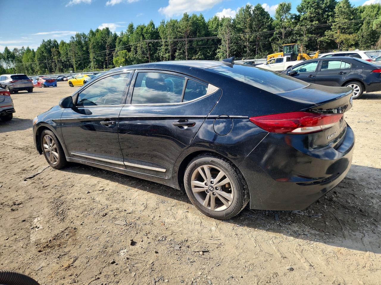 2018 Hyundai Elantra Sel - zdjęcie 2