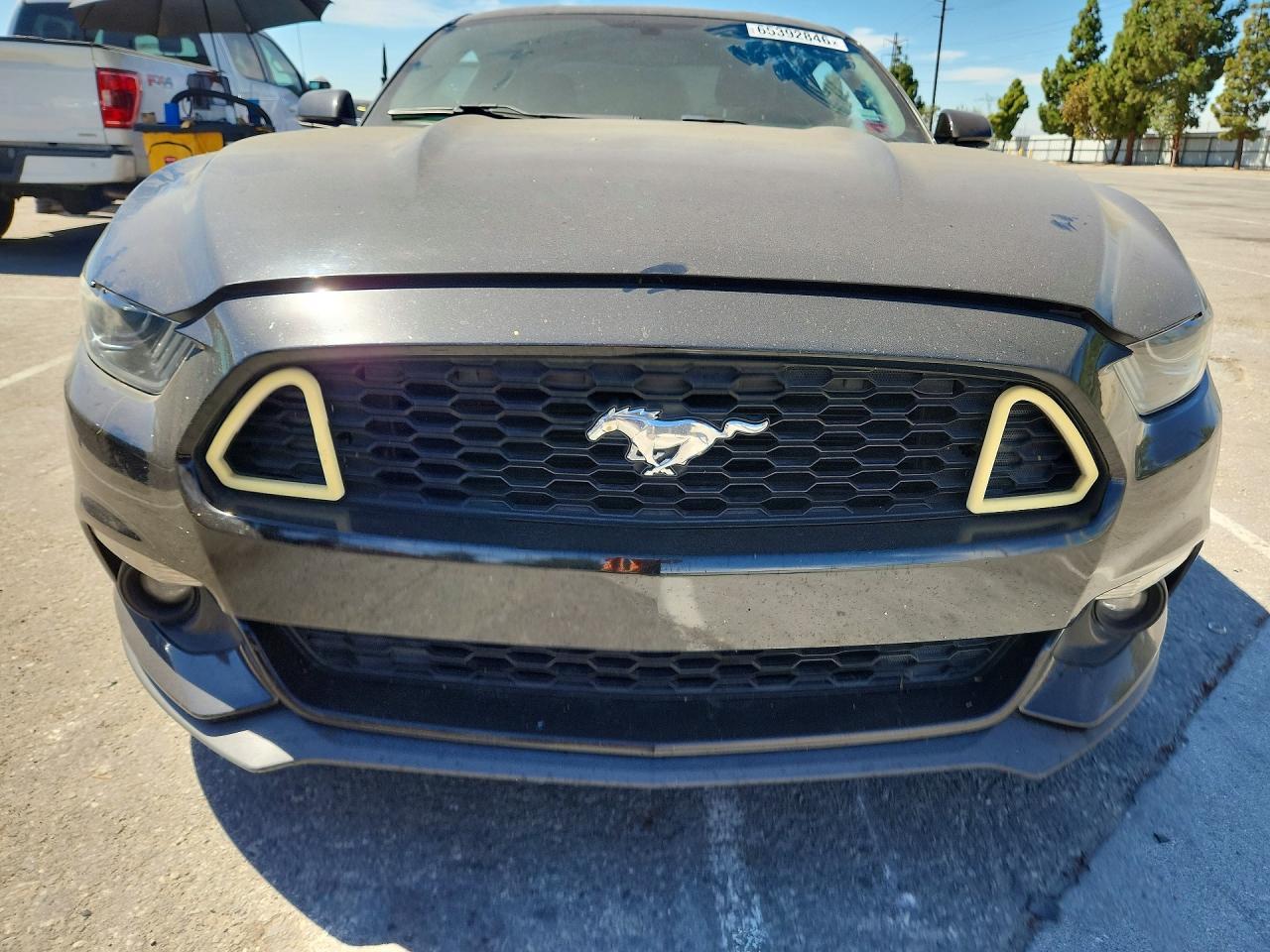 2016 Ford Mustang - zdjęcie 5