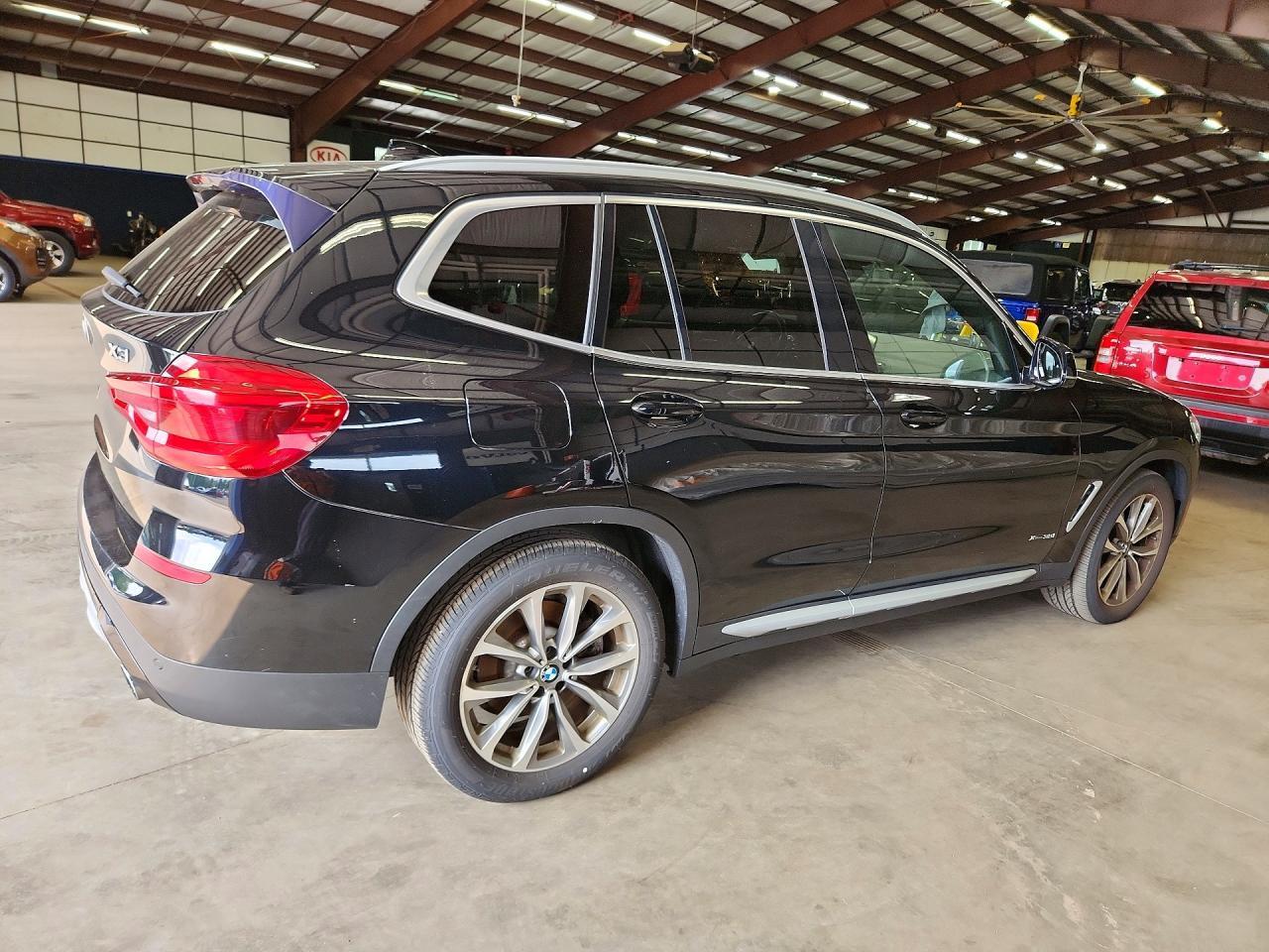 2018 BMW X3 xDrive30I - zdjęcie 3