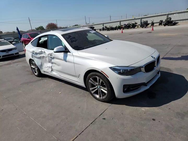 2018 BMW Seria 3 330i - zdjęcie 13