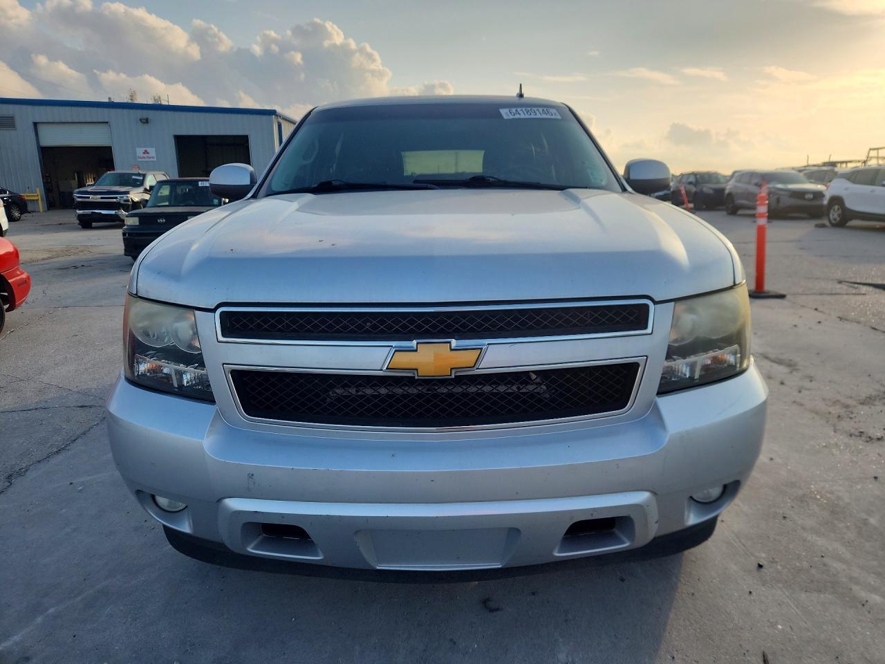 2014 Chevrolet Tahoe C1500 Lt - zdjęcie 5