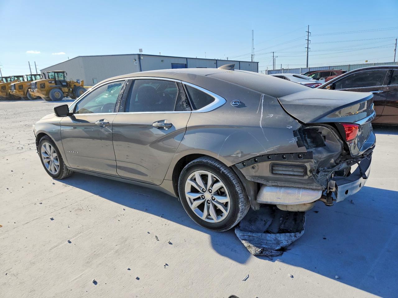 2018 Chevrolet Impala Lt - zdjęcie 2