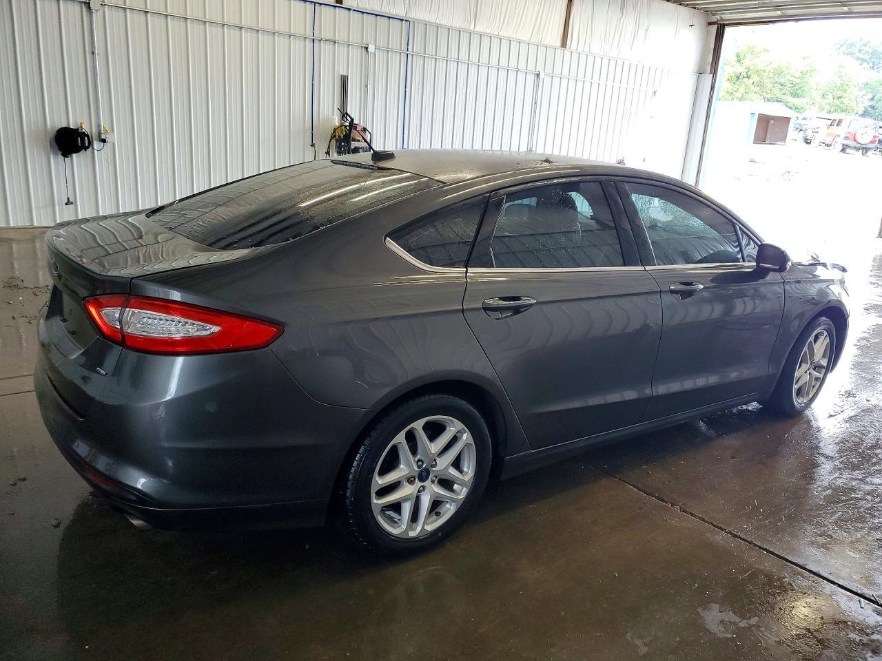2016 Ford Fusion Se - zdjęcie 3