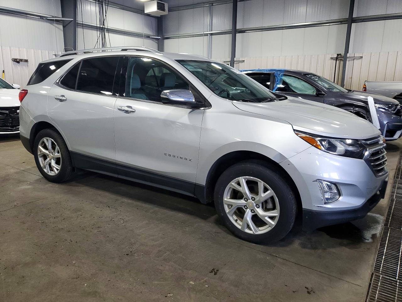 2018 Chevrolet Equinox Premier - zdjęcie 4
