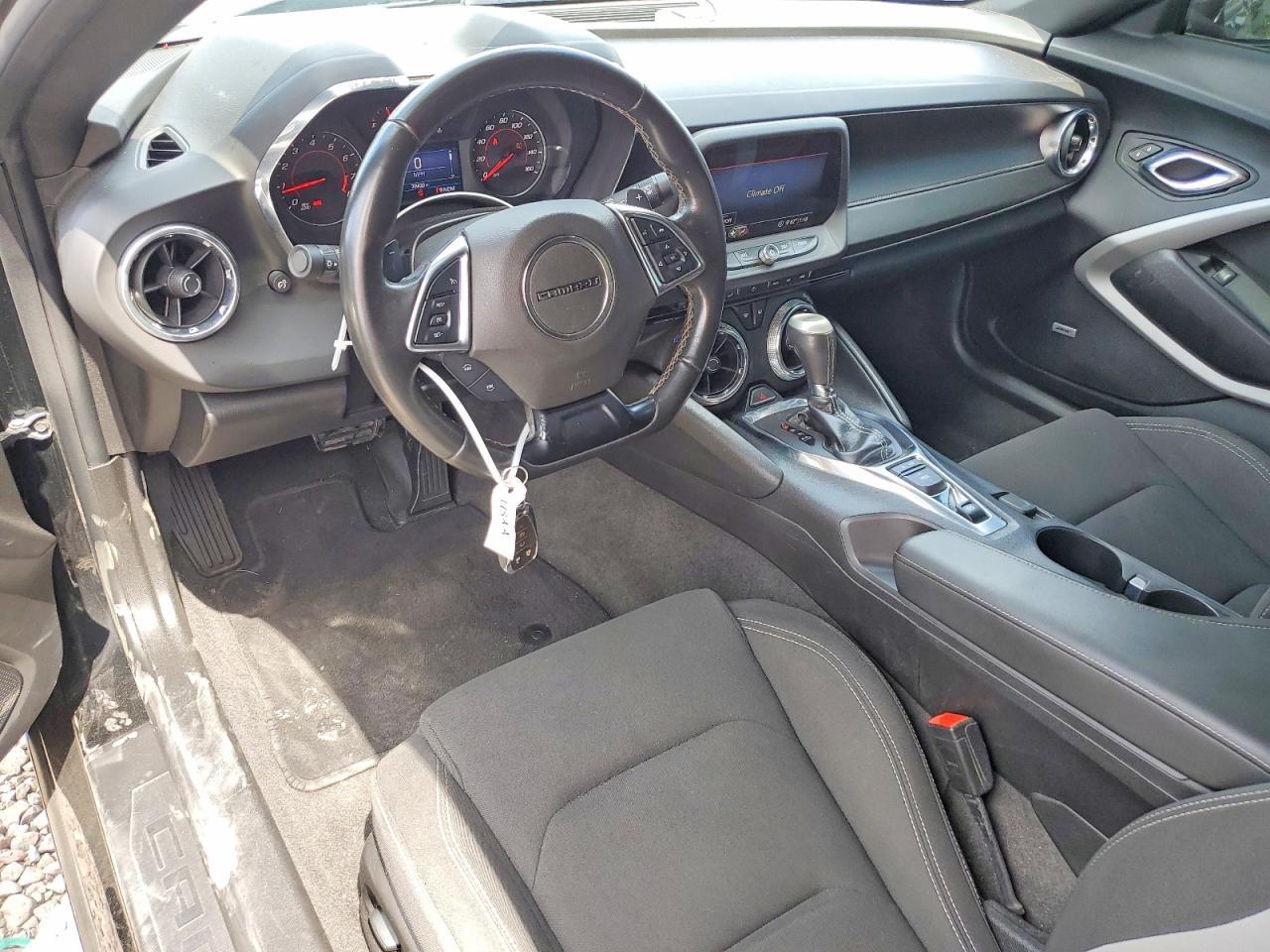 2020 Chevrolet Camaro Ls - zdjęcie 8