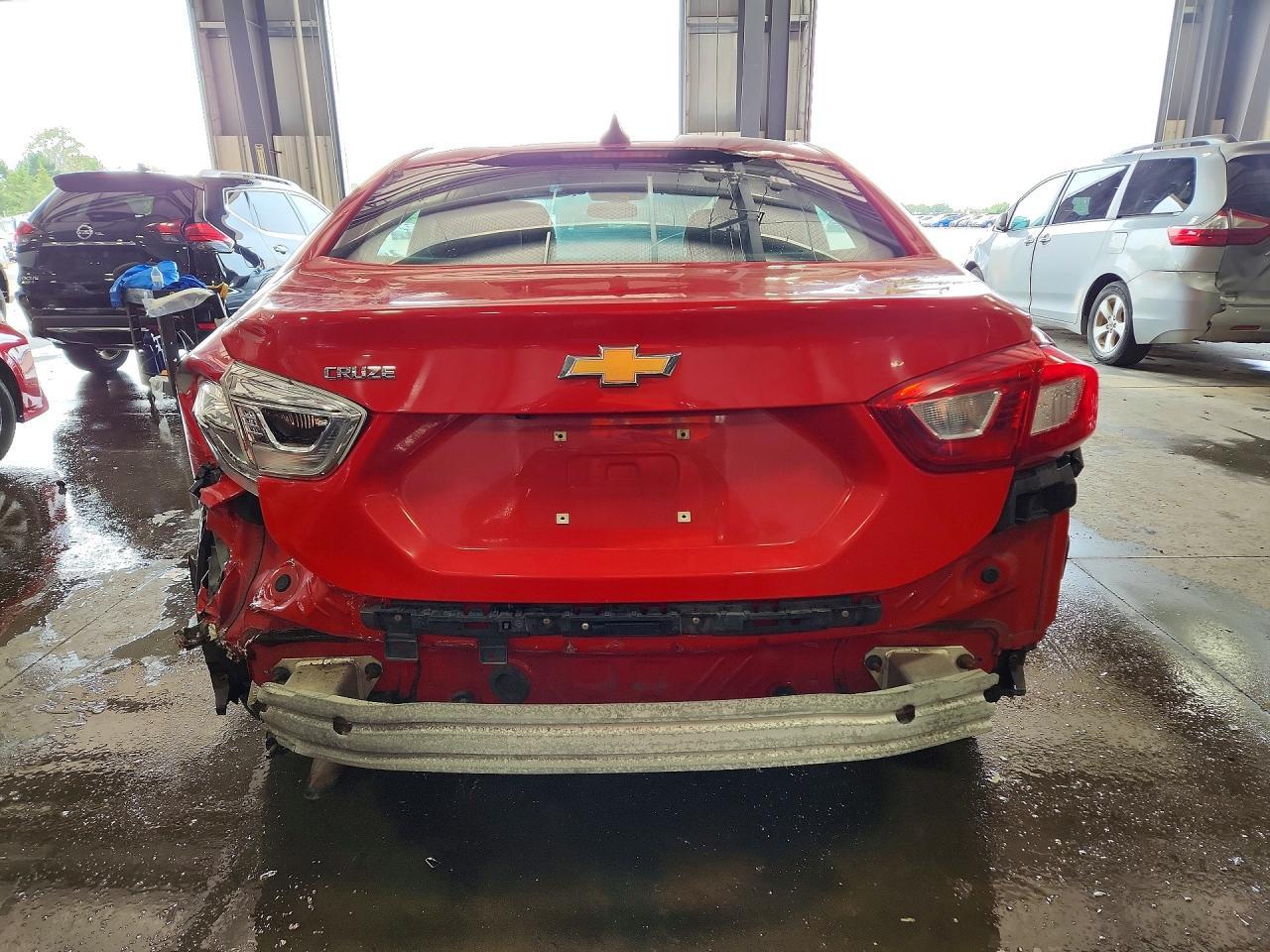 2017 Chevrolet Cruze Ls - zdjęcie 6