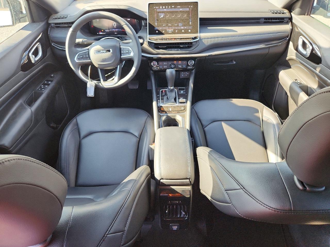 2026 Jeep Compass Limited - zdjęcie 8