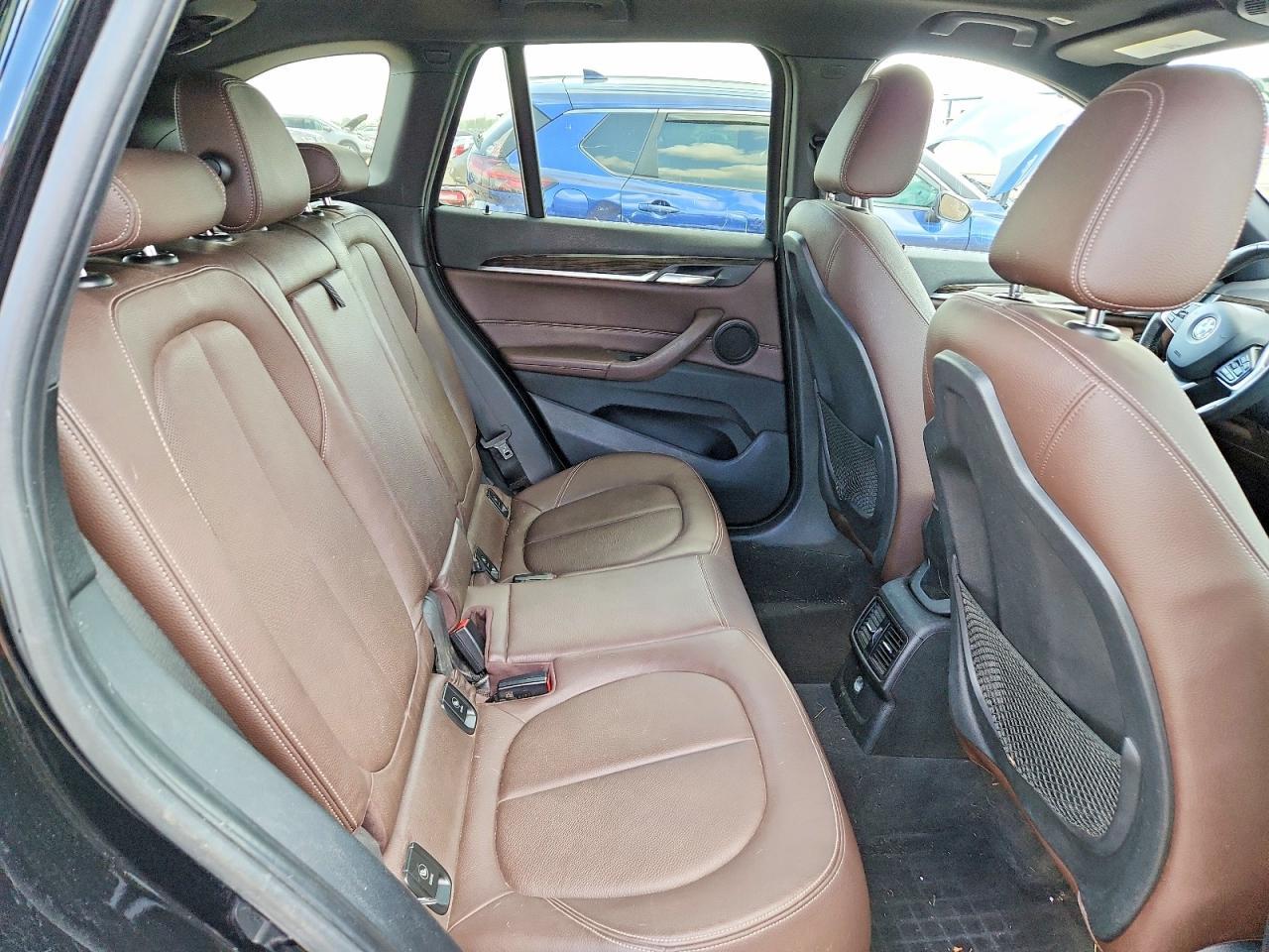 2016 BMW X1 xDrive28I - zdjęcie 11