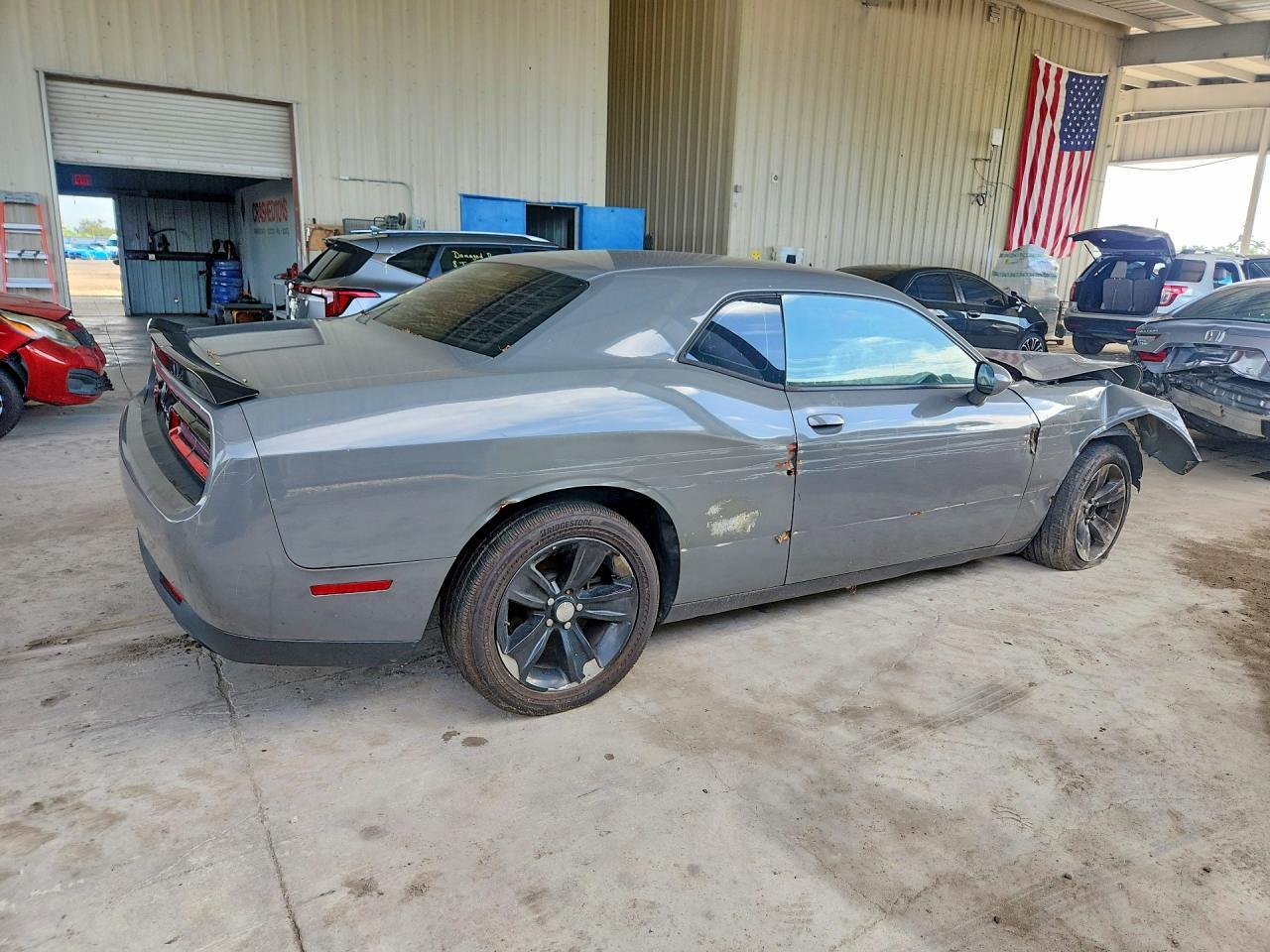 2017 Dodge Challenger Sxt - zdjęcie 3