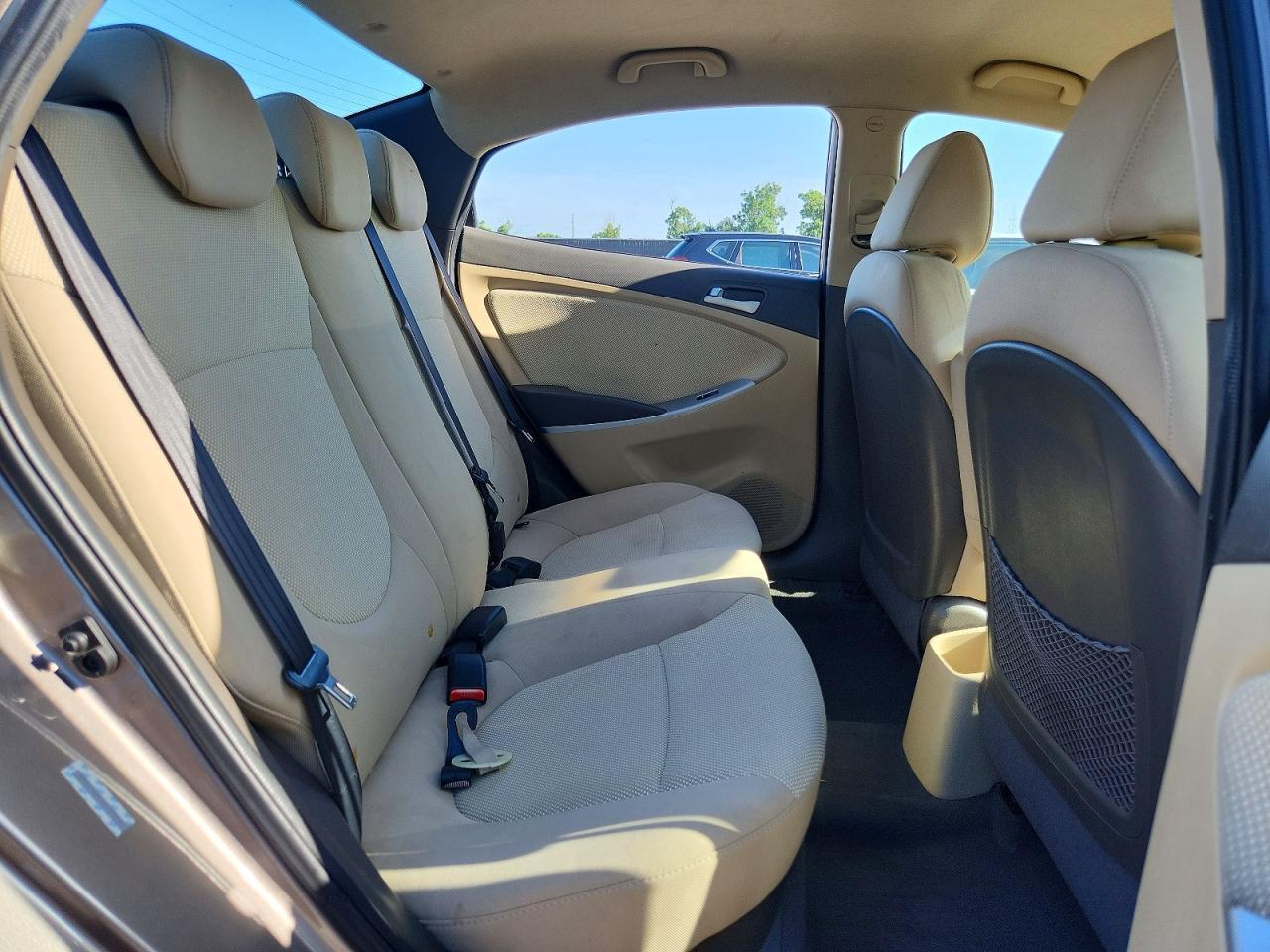 2013 Hyundai Accent Gls - zdjęcie 10