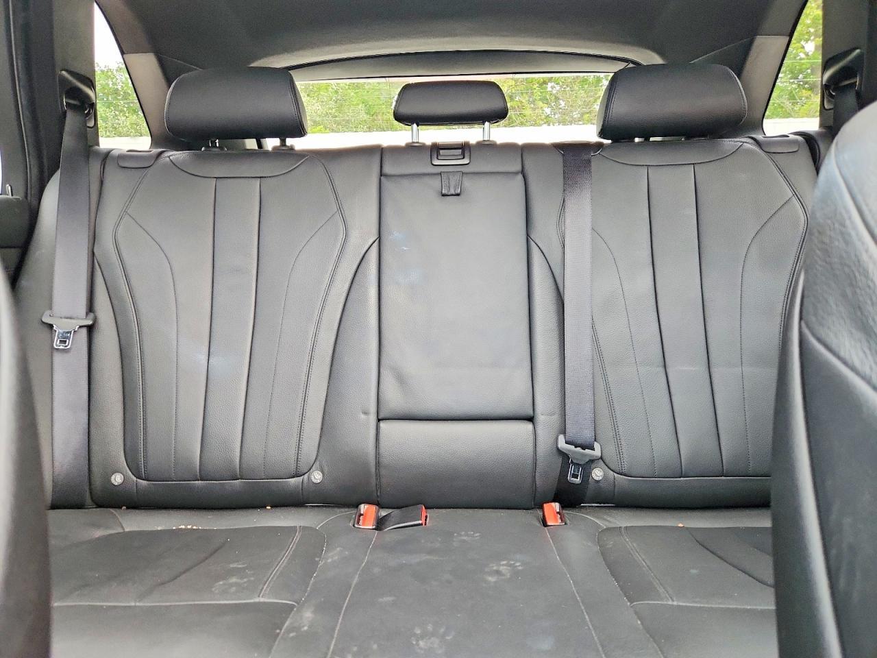 2015 BMW X5 xDrive35D - zdjęcie 10