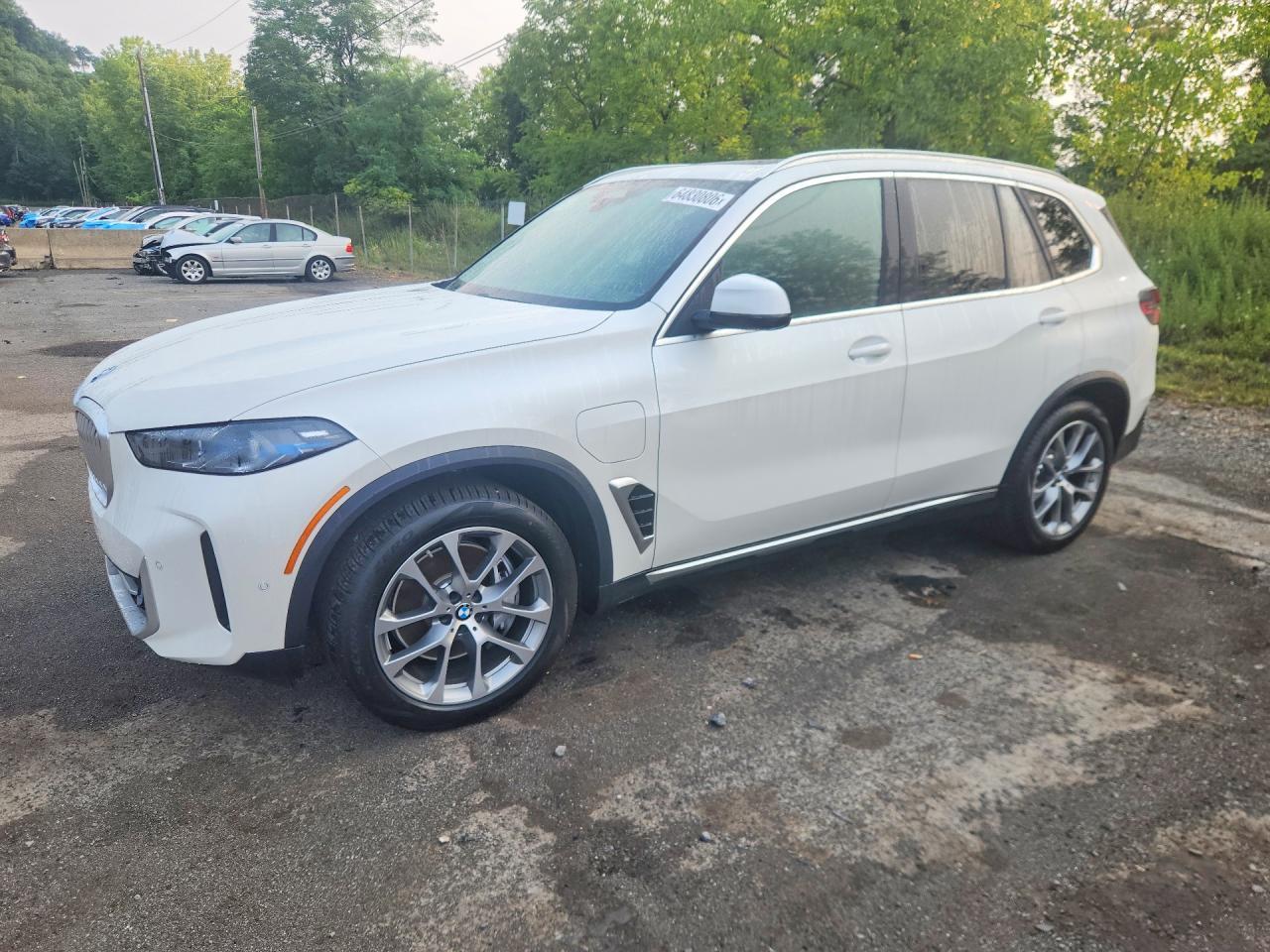2026 BMW X5 xDrive50E - zdjęcie główne