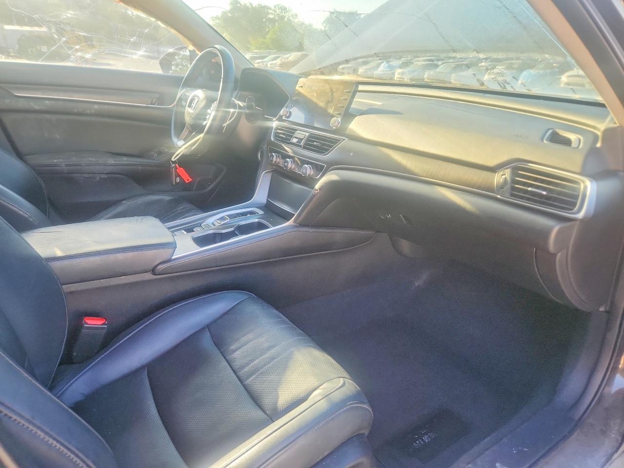 2018 Honda Accord Touring Hybrid - zdjęcie 7