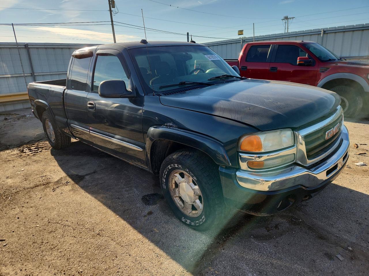 2022 GMC New Sierra K1500 - zdjęcie 4