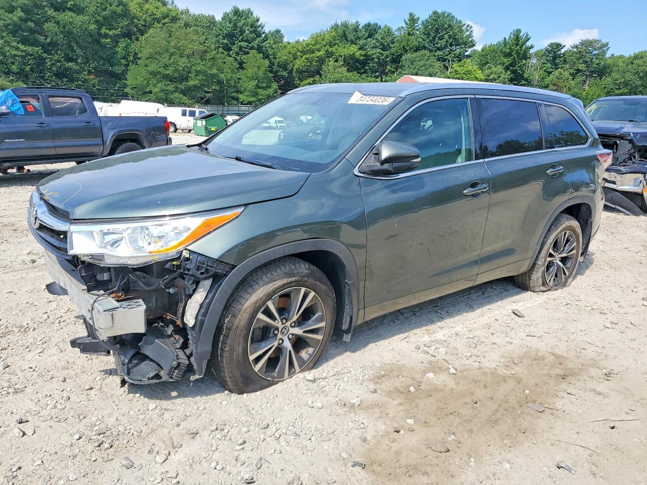 2016 Toyota Highlander Xle - zdjęcie główne
