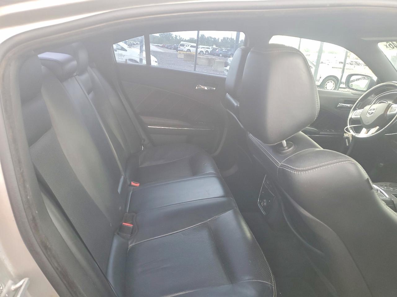 2014 Dodge Charger R/T - zdjęcie 10