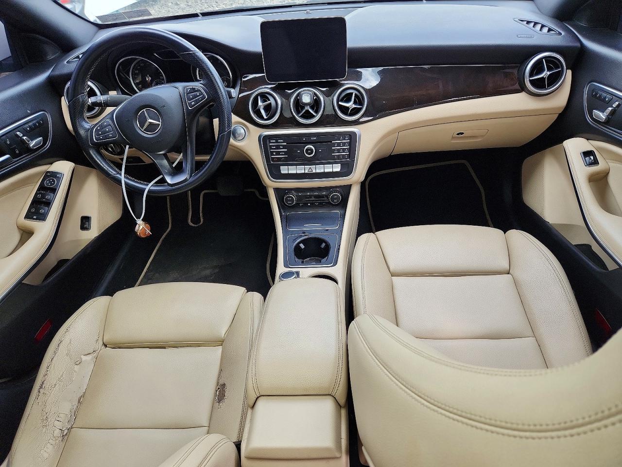 2019 Mercedes-Benz Cla 250 - zdjęcie 8