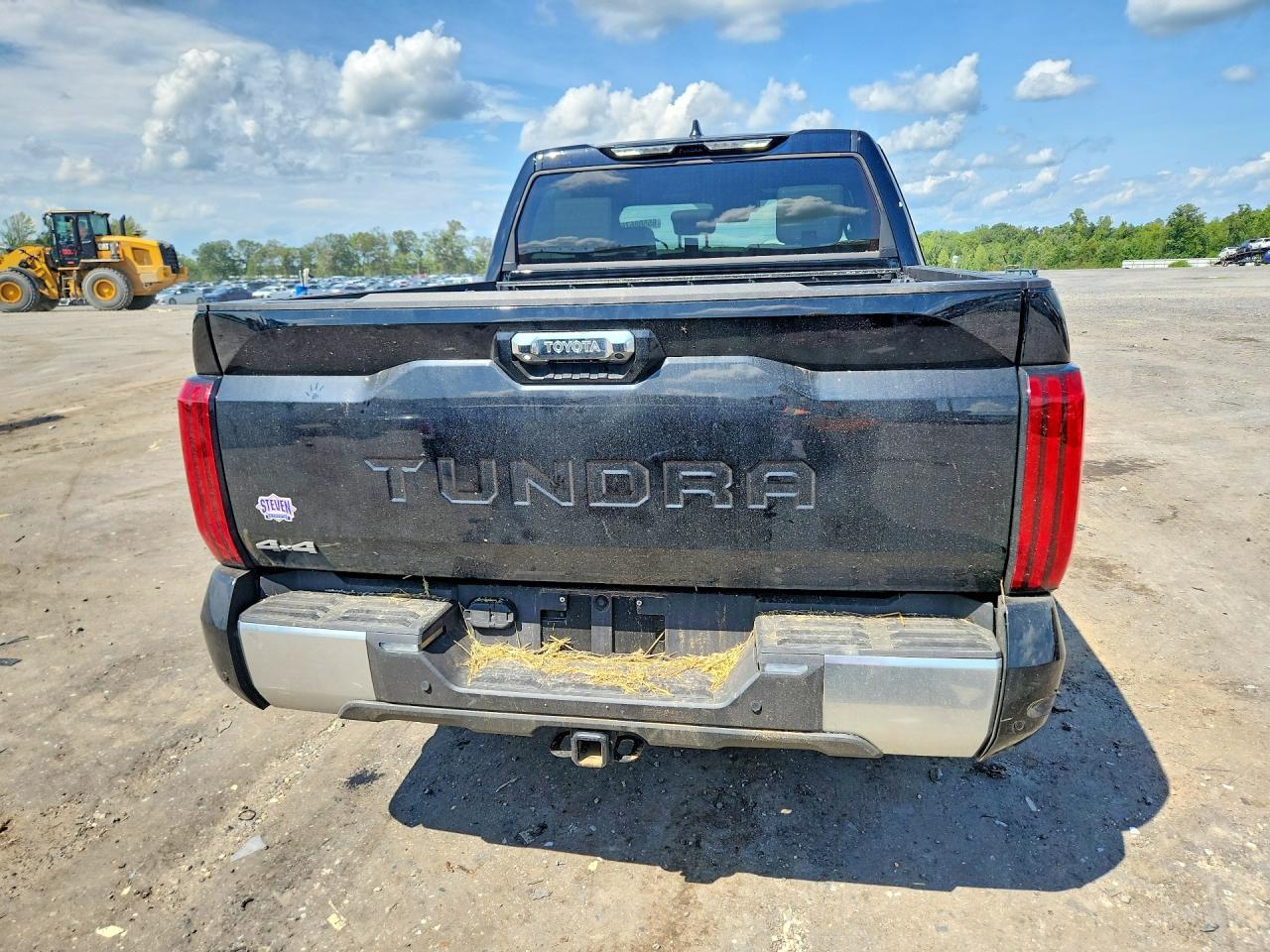 2026 Toyota Tundra Crewmax Limited - zdjęcie 6