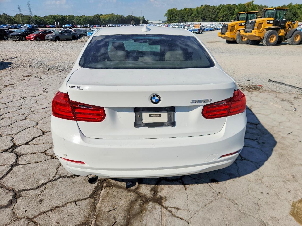 2013 BMW 320 I - zdjęcie 6