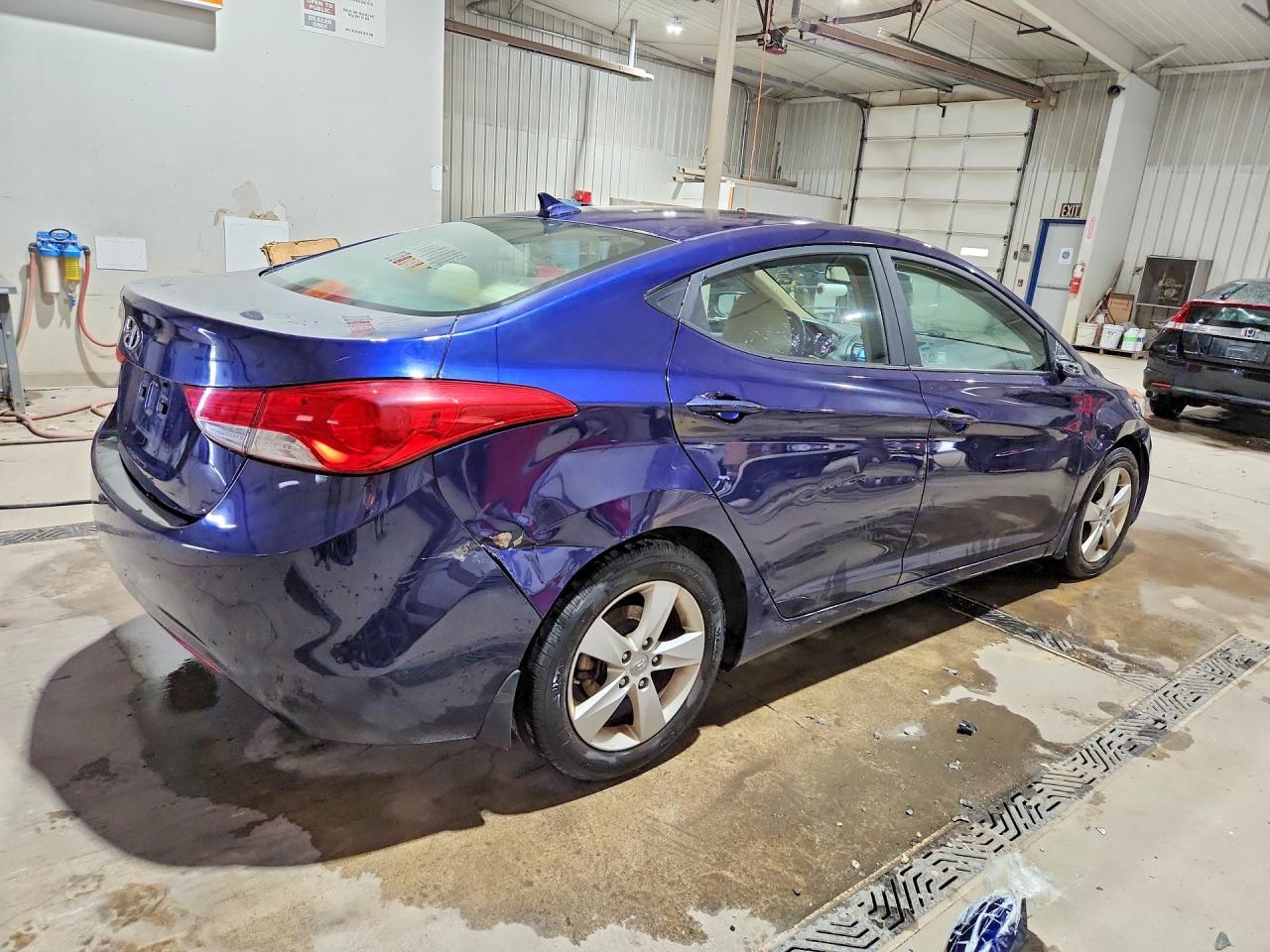 2013 Hyundai Elantra Gls - zdjęcie 3