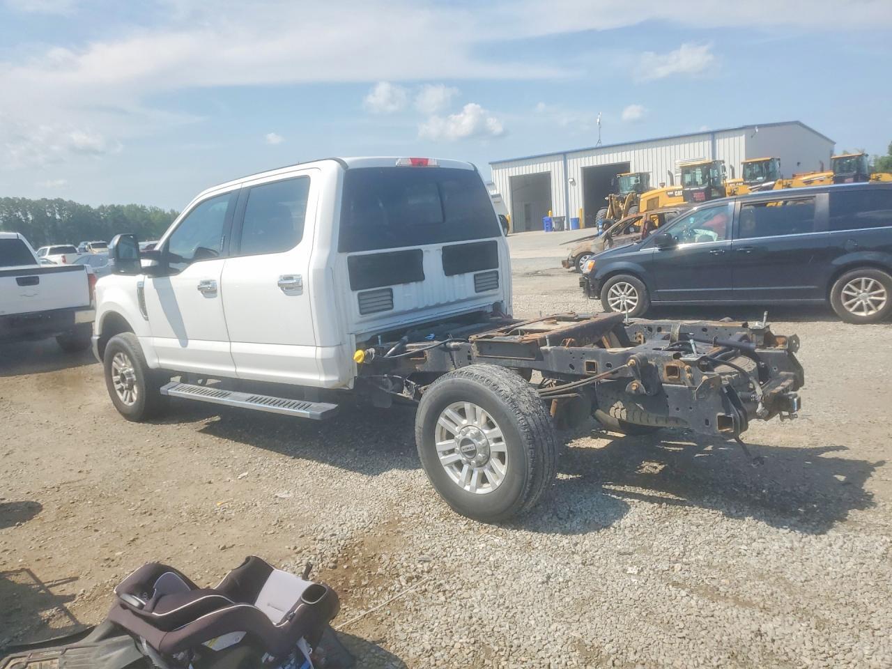 2018 Ford F250 Super Duty - zdjęcie 2