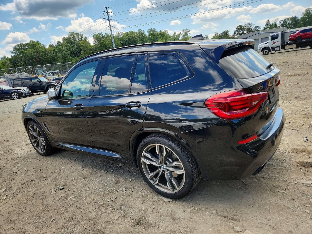 2018 BMW X3 xDrivem40I - zdjęcie 2