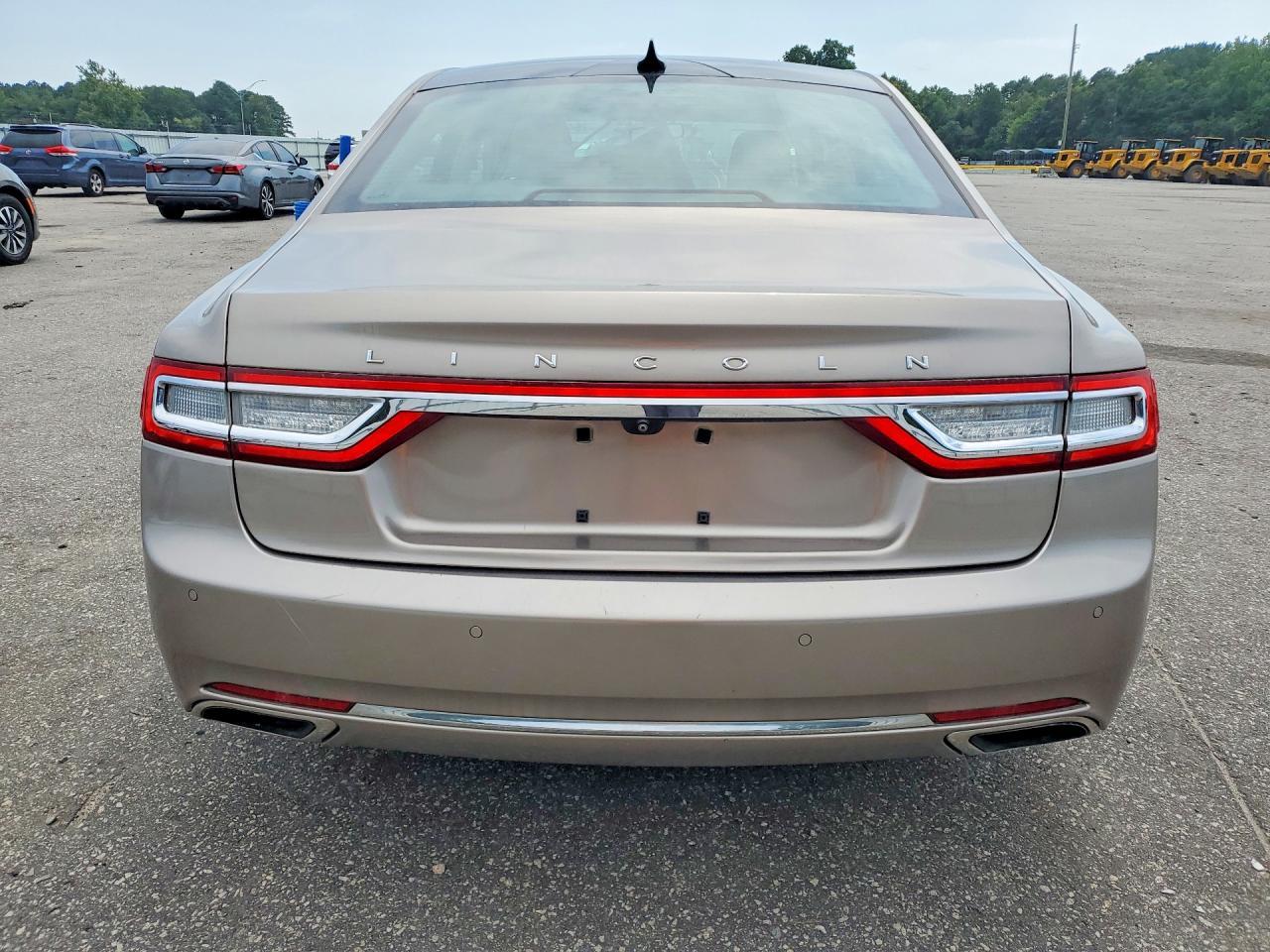 2018 Lincoln Continental Select - zdjęcie 6