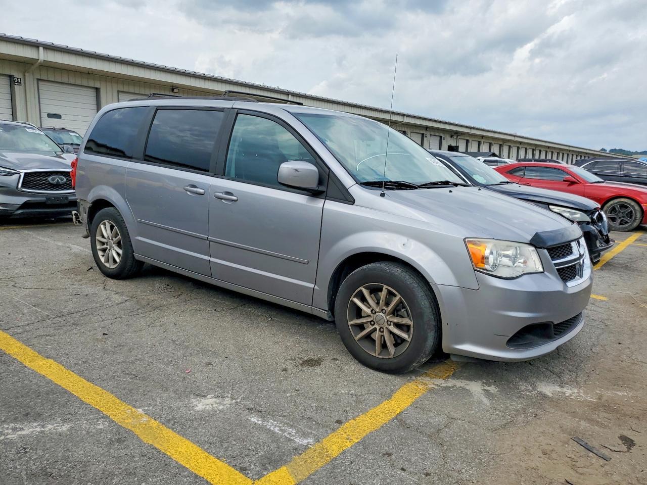 2016 Dodge Grand Caravan Sxt - zdjęcie 4