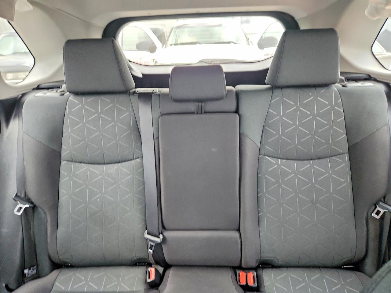 2024 Toyota Rav4 Le - zdjęcie 10