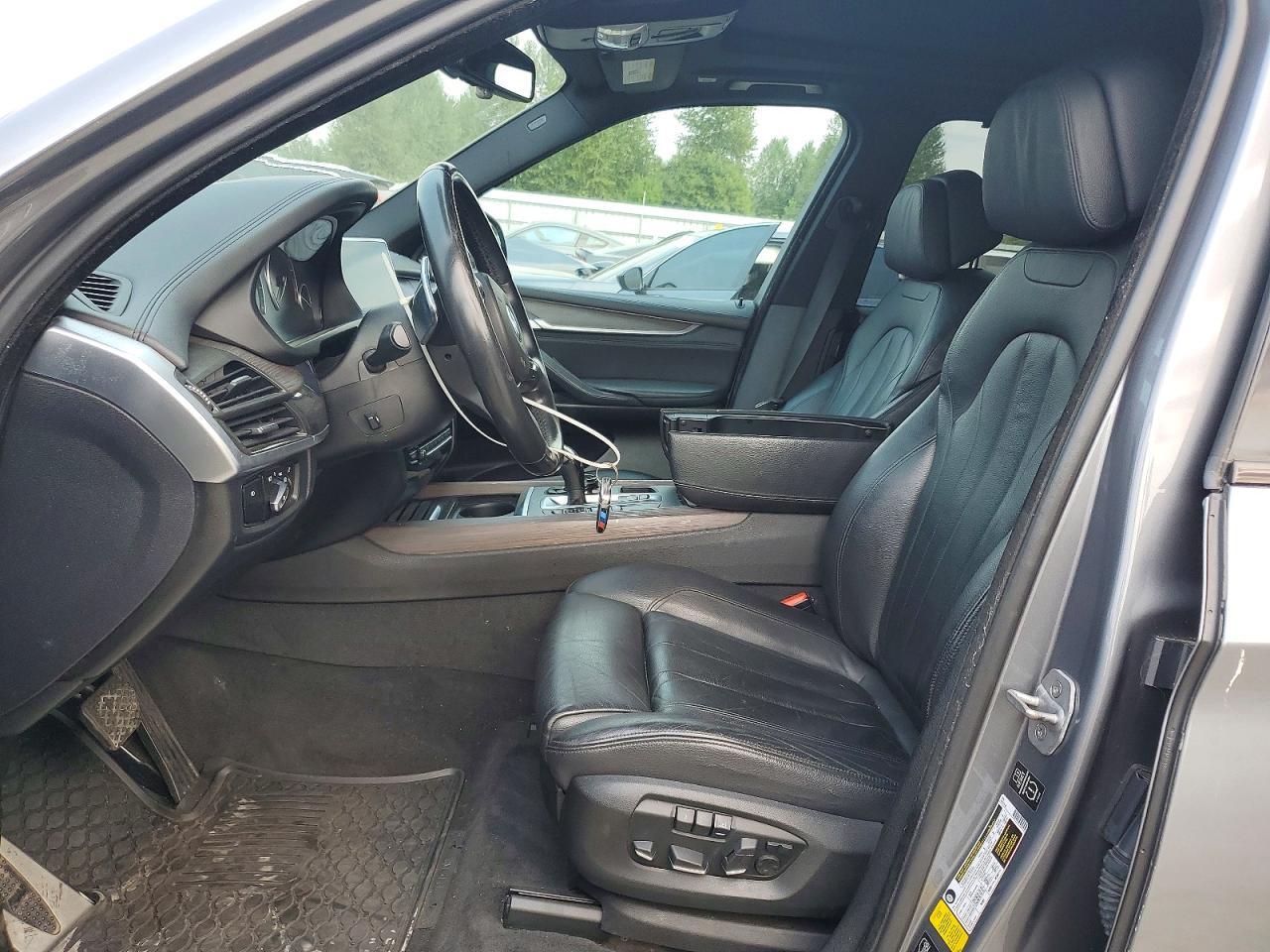 2015 BMW X5 xDrive50I - zdjęcie 7