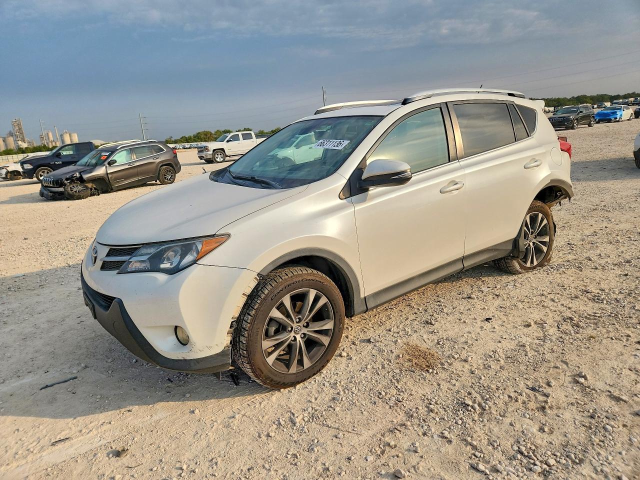 2015 Toyota Rav4 Limited - zdjęcie główne