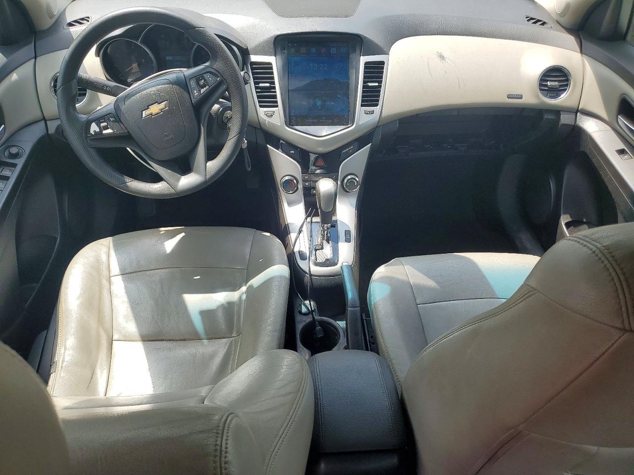 2015 Chevrolet Cruze Ls - zdjęcie 8
