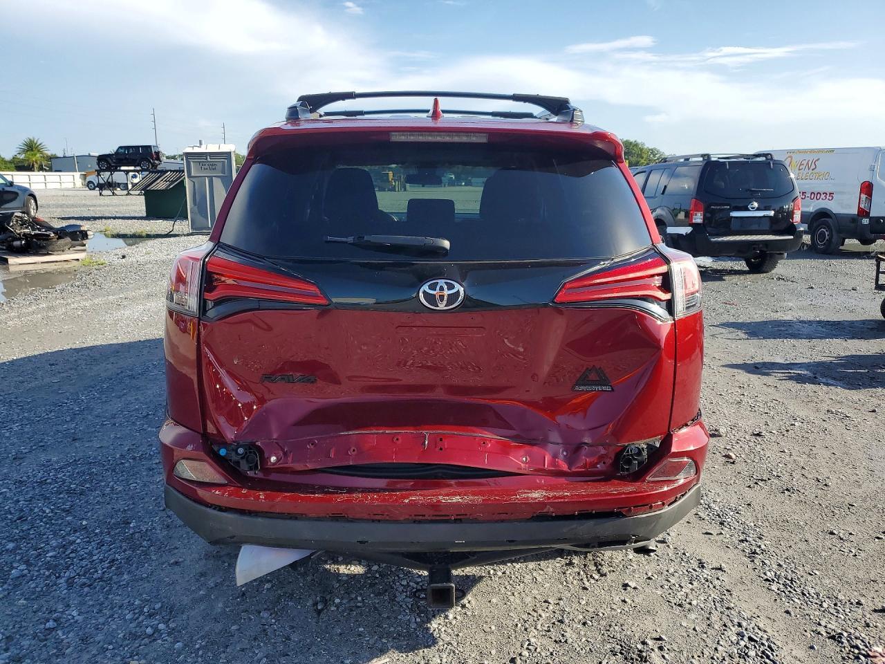 2018 Toyota Rav4 Adventure - zdjęcie 6