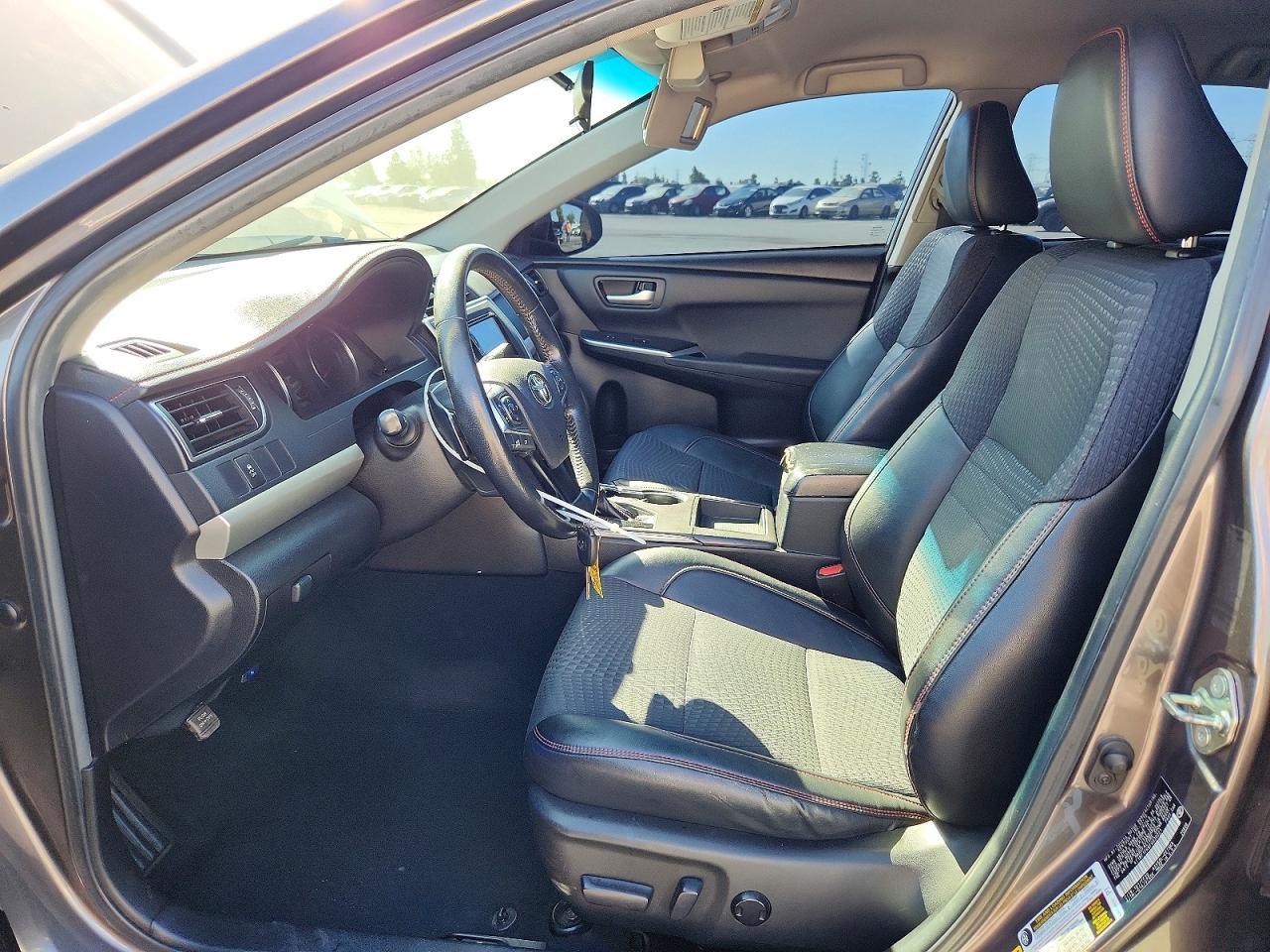 2015 Toyota Camry Se - zdjęcie 7