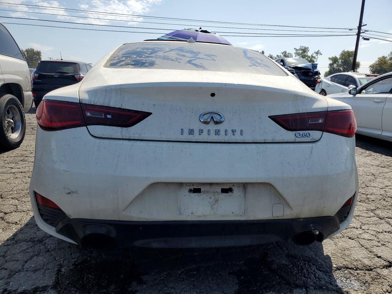 2018 Infiniti Q60 3.0T Luxe - zdjęcie 6