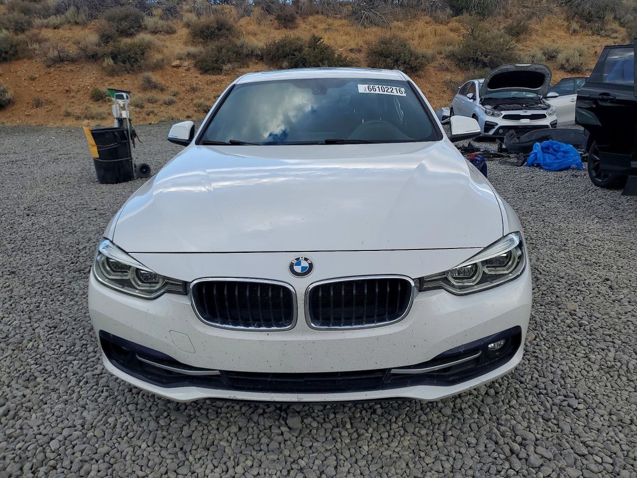 2018 BMW 330 I - zdjęcie 5