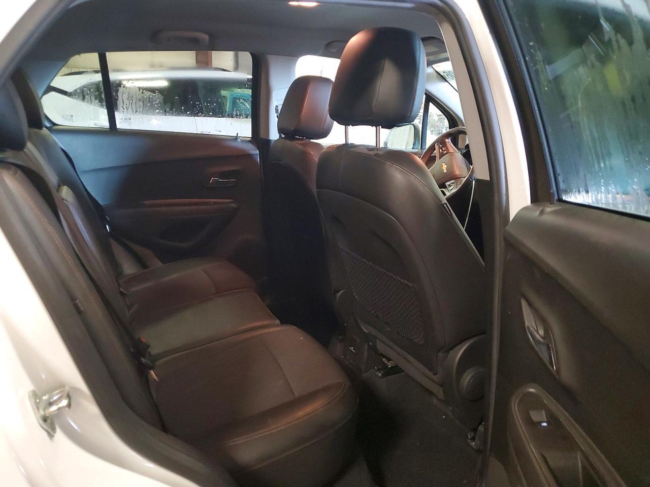 2020 Chevrolet Trax 1Lt - zdjęcie 11