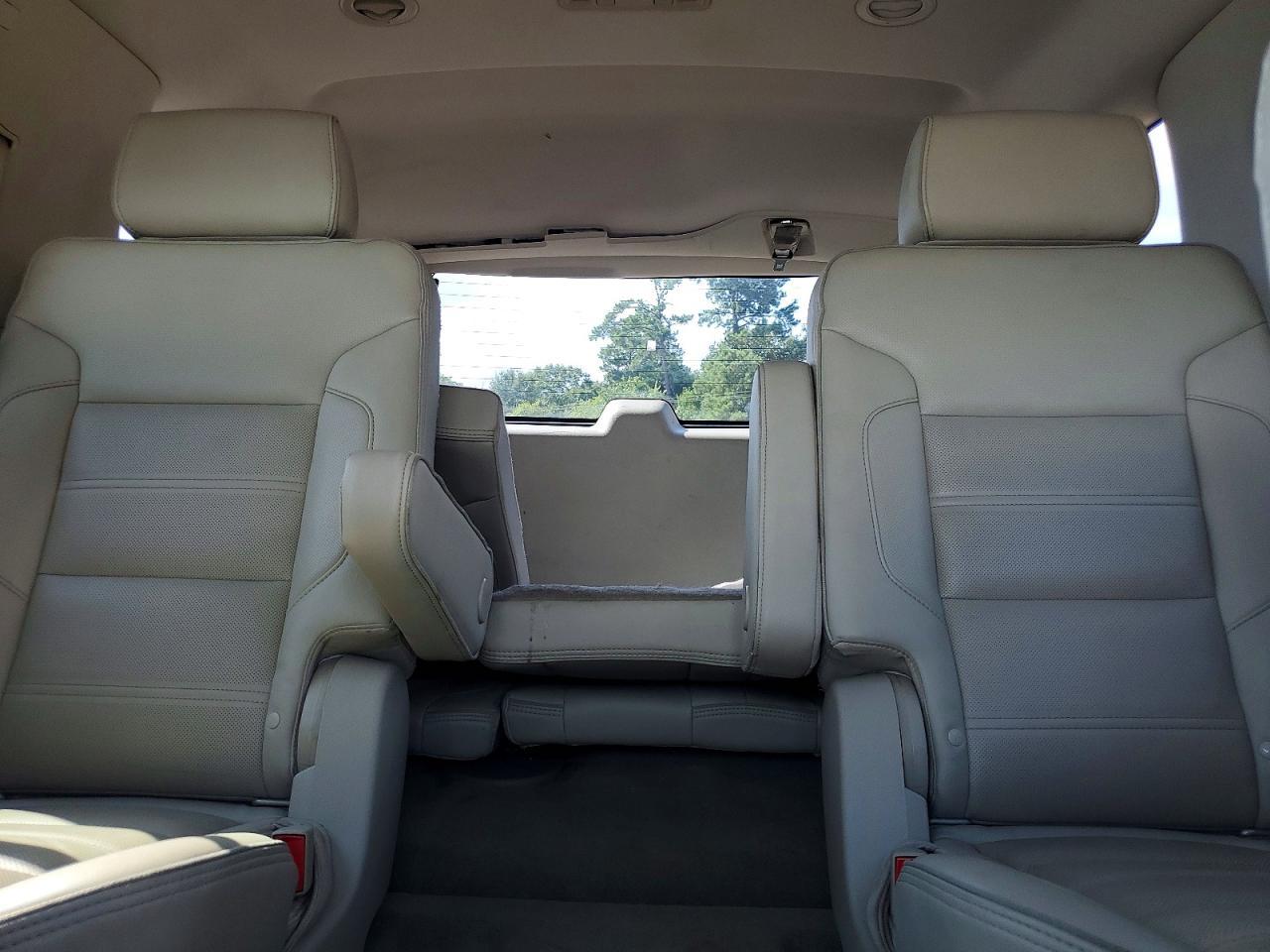 2019 GMC Yukon Denali - zdjęcie 10