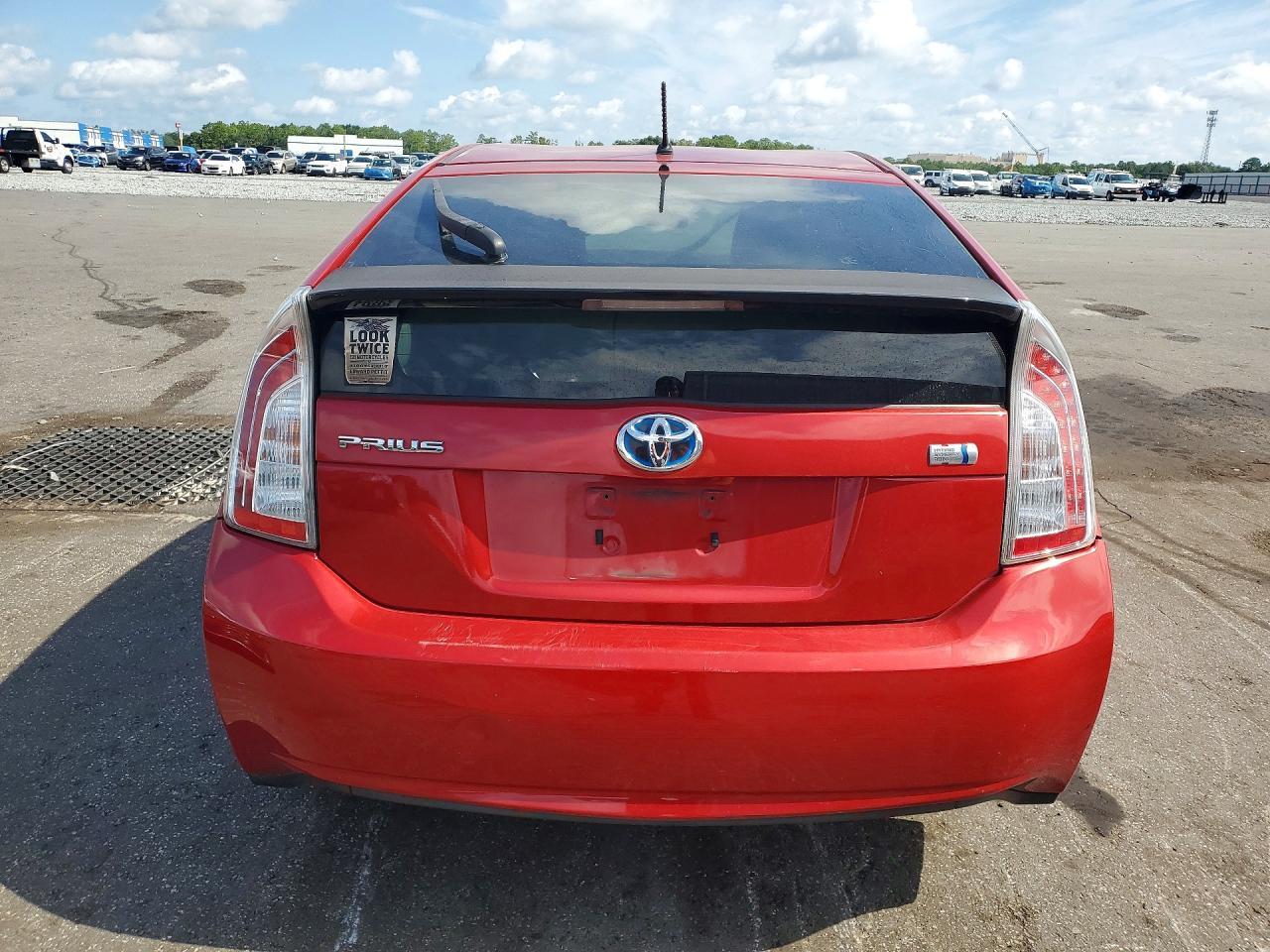 2013 Toyota Prius Two - zdjęcie 6