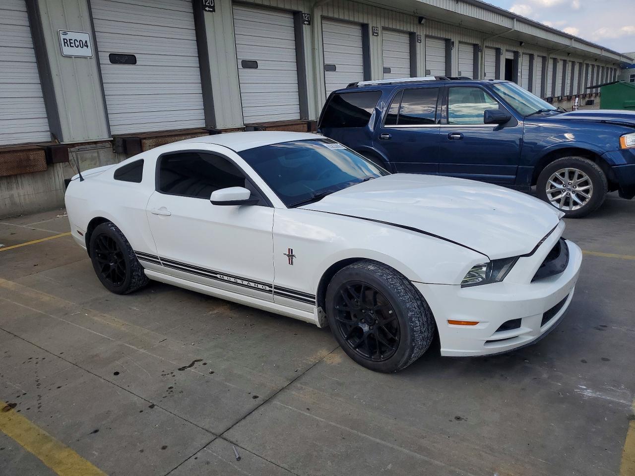 2013 Ford Mustang - zdjęcie 4