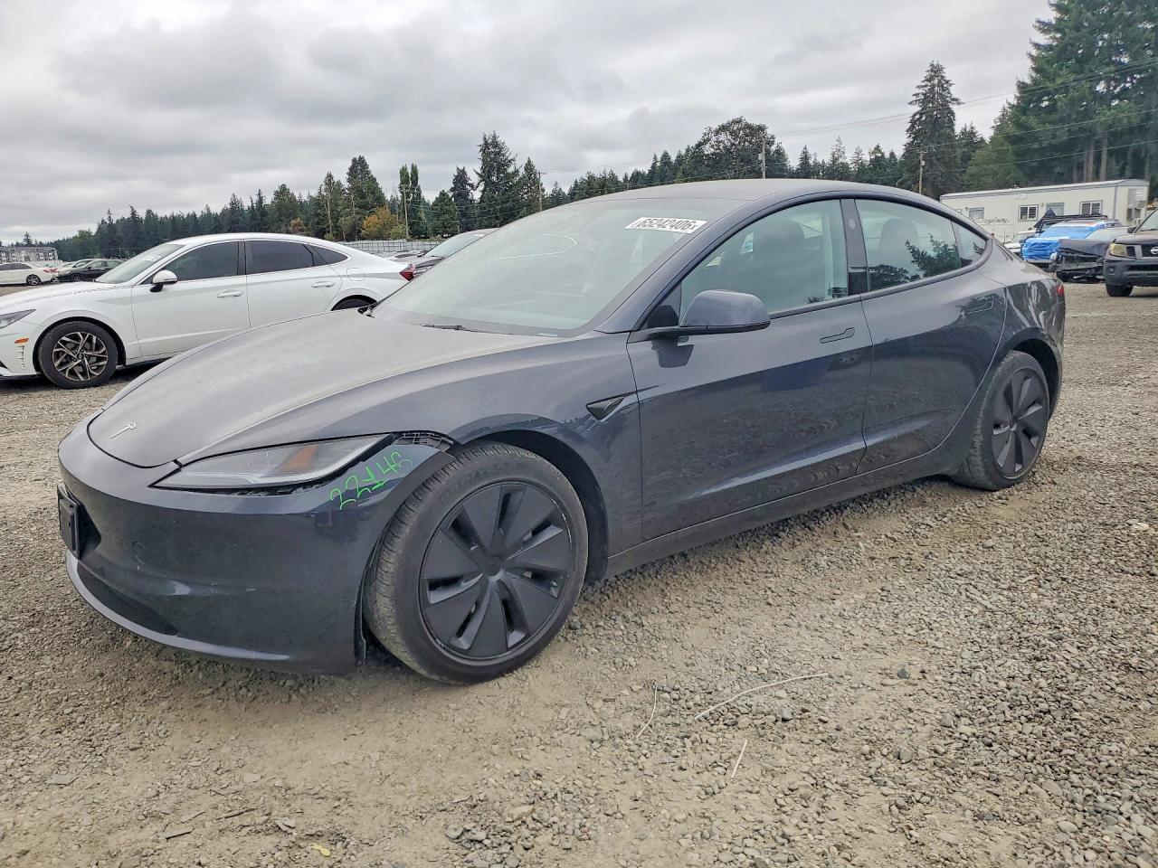 2024 Tesla Model 3 - zdjęcie główne